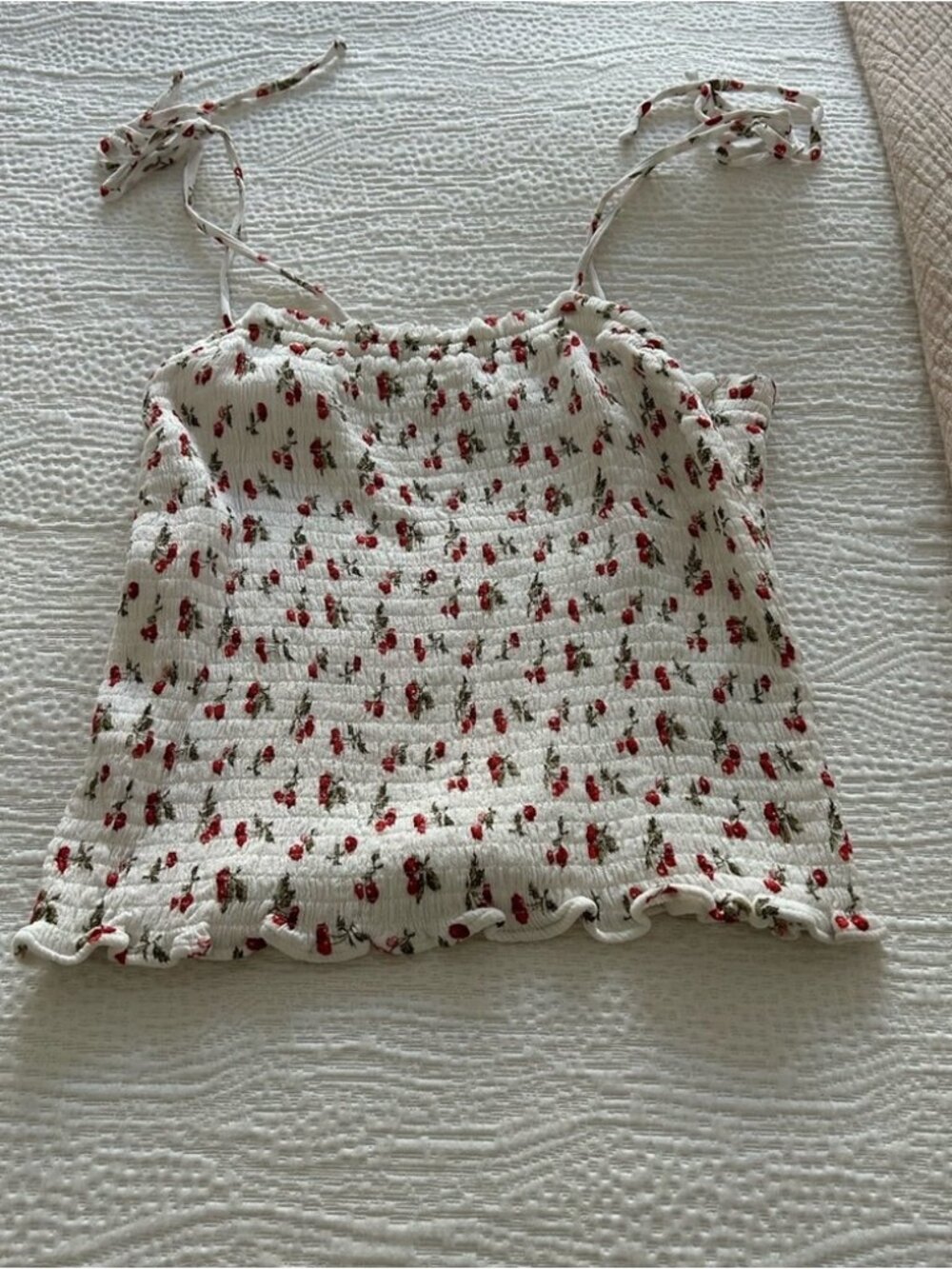 Cropped top with tie straps. Size s